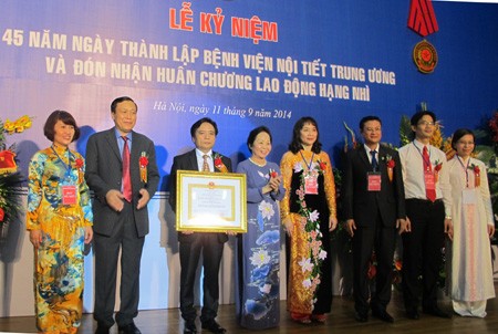 Bệnh viện Nội tiết Trung ương cần tiếp tục xứng đáng là bệnh viện đầu ngành  - ảnh 1